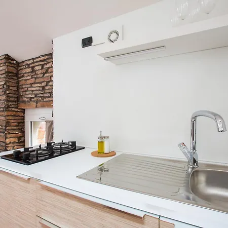 Apartamento Modern & Minimalist Flat -4people- Fully Equipped Como