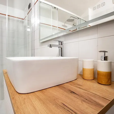 Apartamento Modern & Minimalist Flat -4people- Fully Equipped *