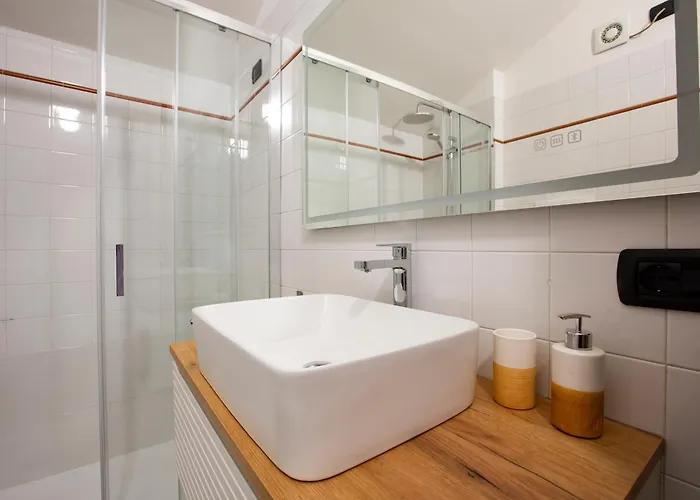 Apartamento Modern & Minimalist Flat -4people- Fully Equipped *